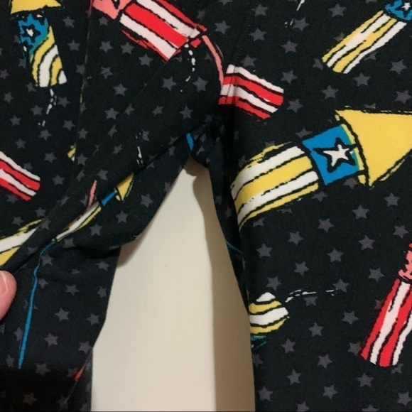 LuLaRoe Soft Black Multicolor Fireworks Print Leggings. One size - Picture 6 of 9